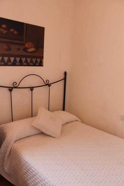 Hostal Graciela Madrid Ruang foto