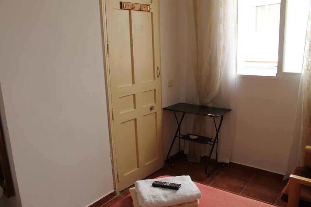 Hostal Graciela Madrid Ruang foto