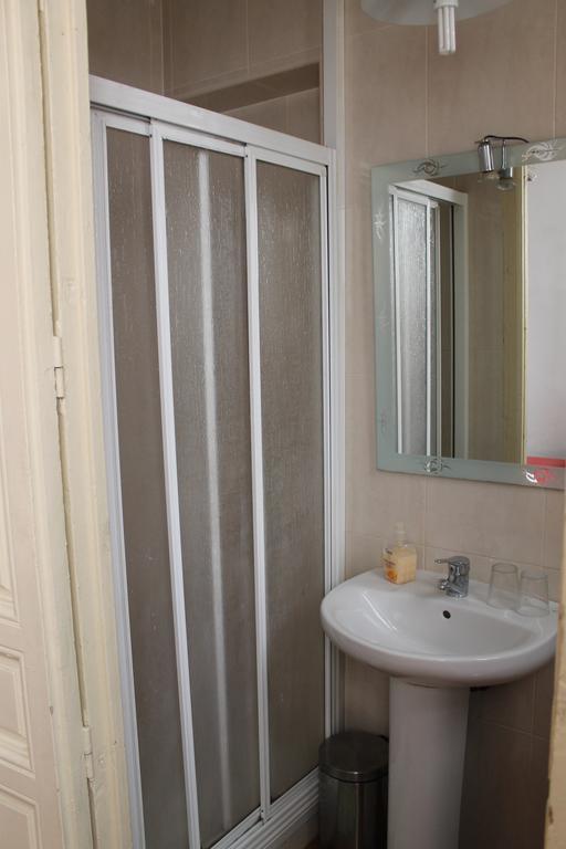 Hostal Graciela Madrid Ruang foto